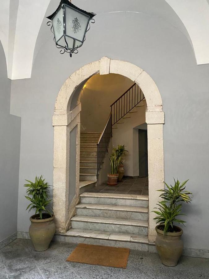 Superior Holiday House Catania Exterior photo